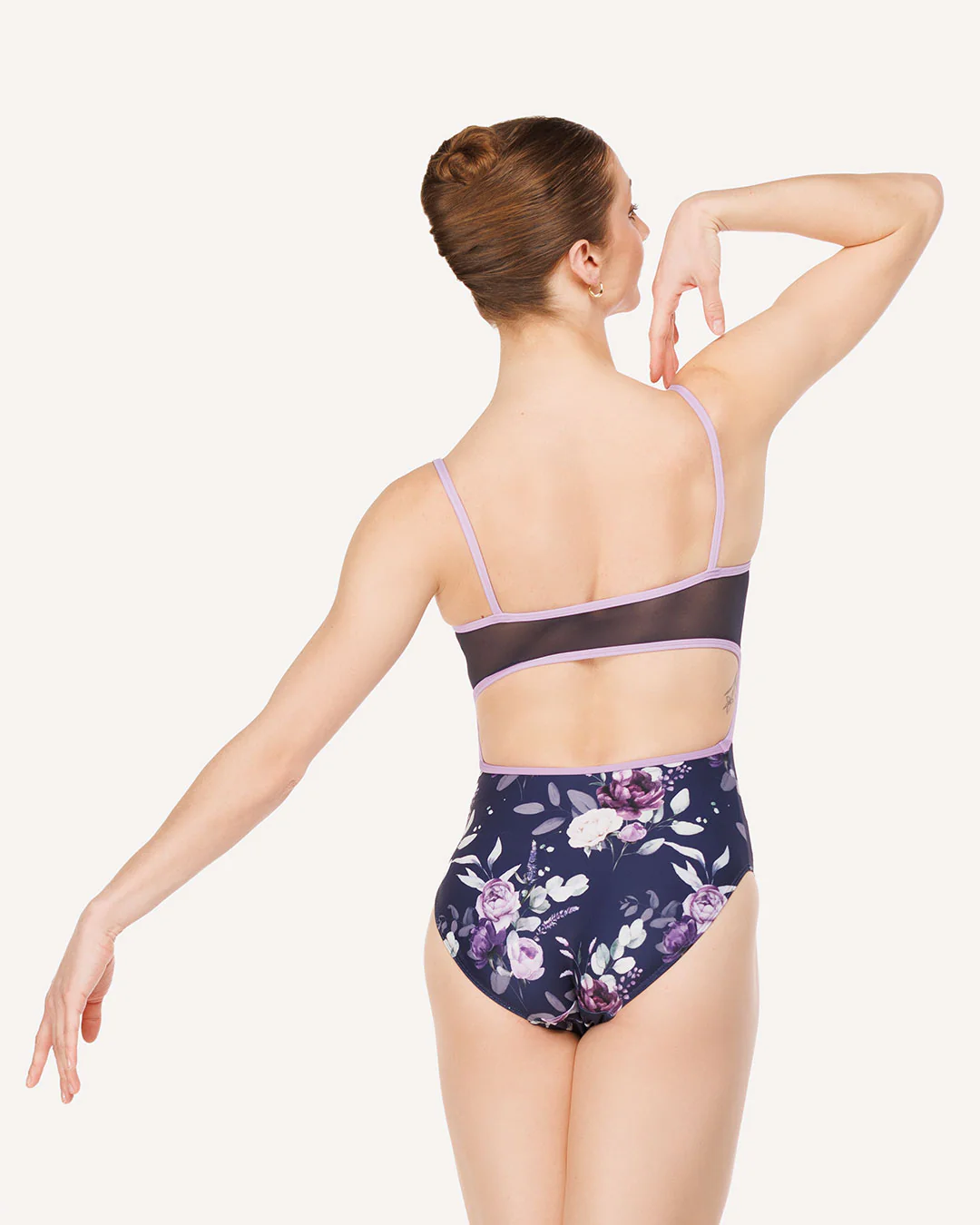 Helena Leotard - Image 4
