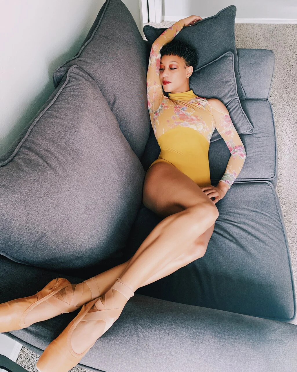 Jessica Leotard - Image 9